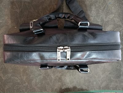 New artificial leather bag (black colour).....( code 122)....... ঢাকা সিটিতে ৭০, বাইরে ১৩০ টাকা কুরিয়ার চার্জ প্রযোজ্য_img_1